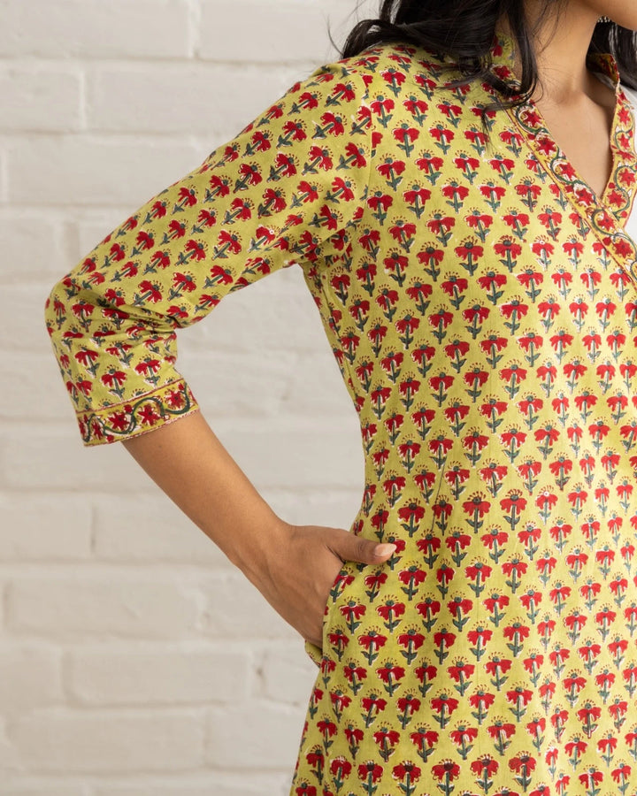 Nazakat Kurta