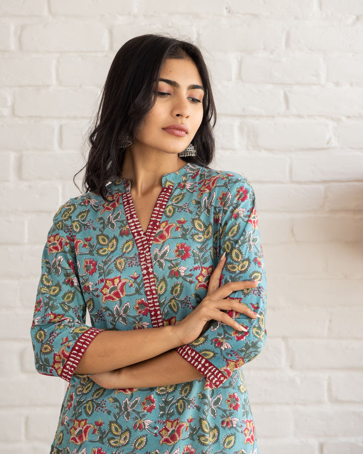 Awaaz Kurta