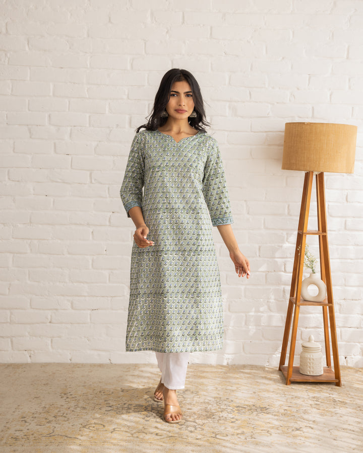 Vibha Kurta