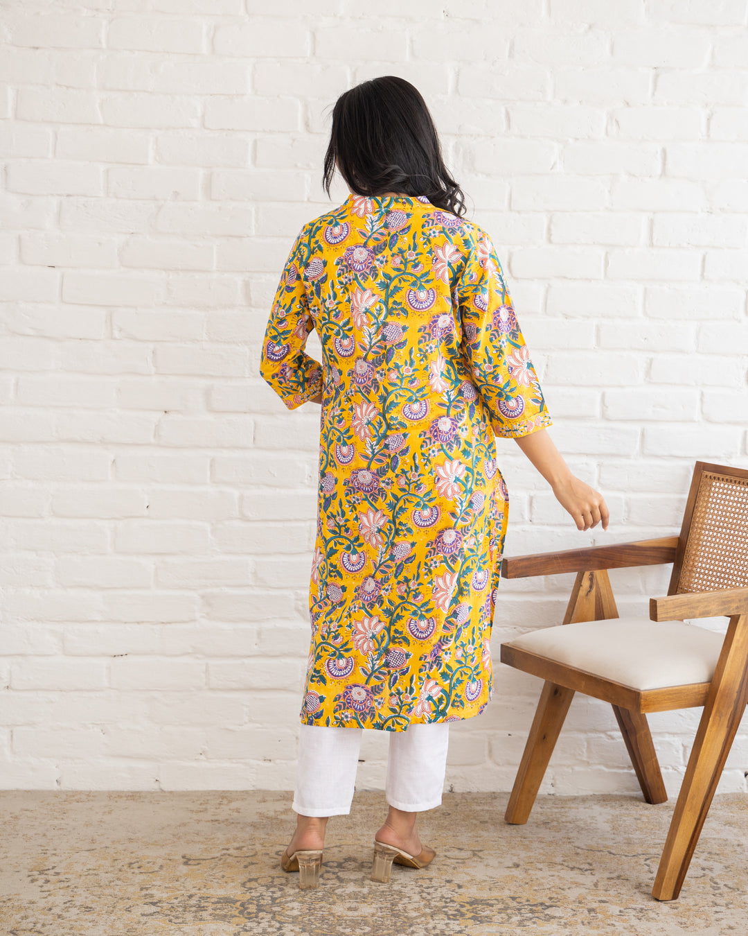 Roshni Kurta