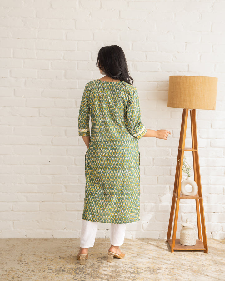Mehekti Kurta