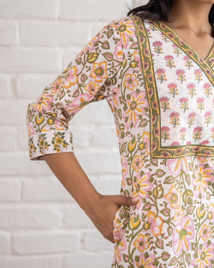 Raahi Kurta