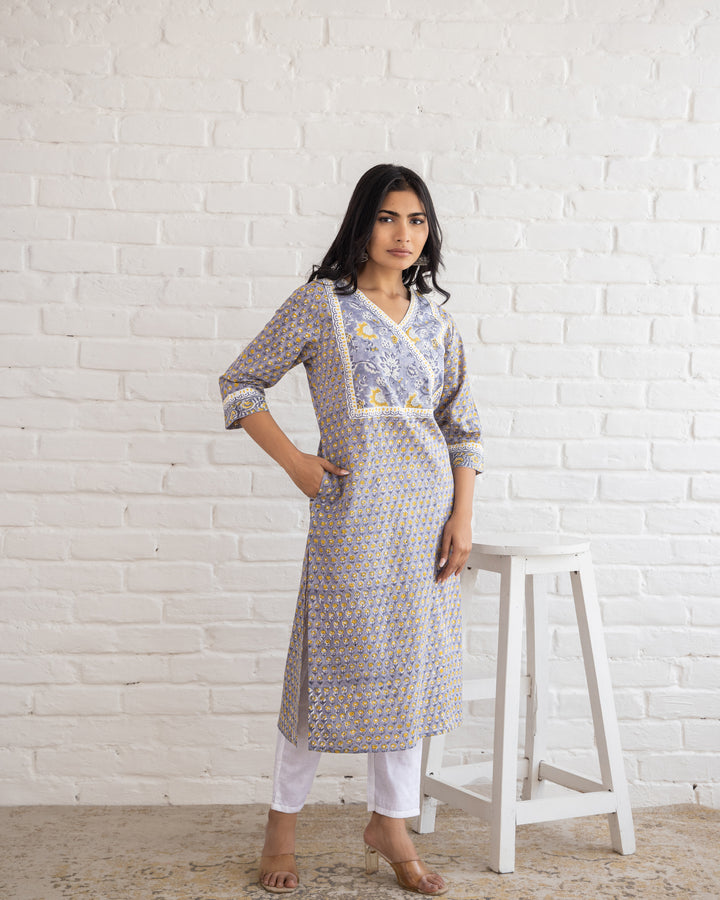 Raahat Kurta