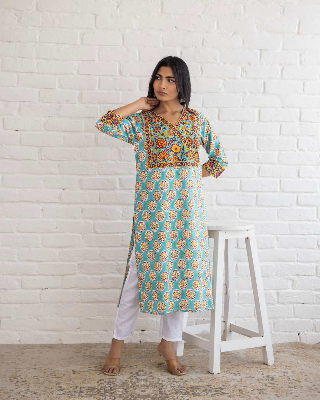 Saheli Kurta