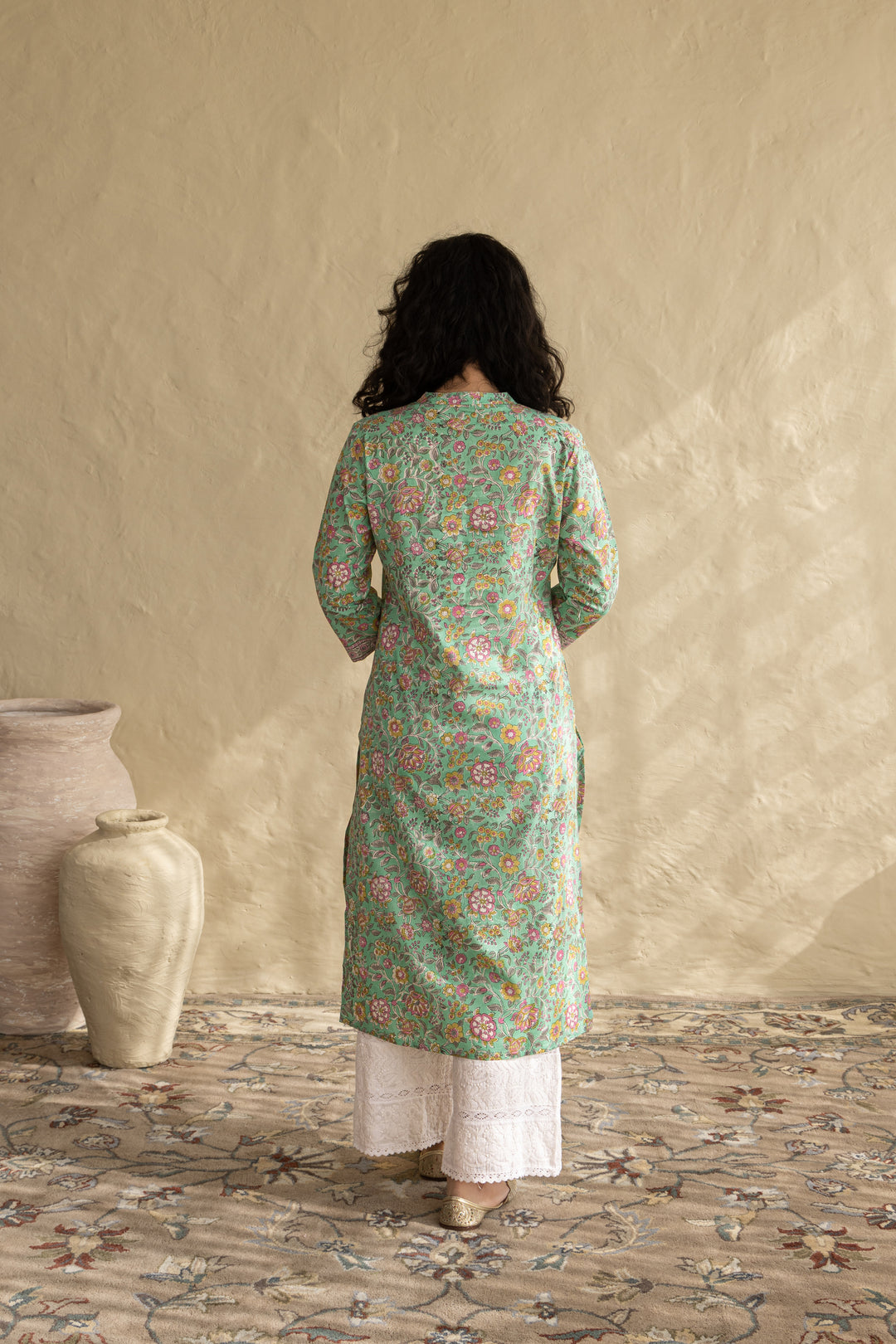 Roop Kurta
