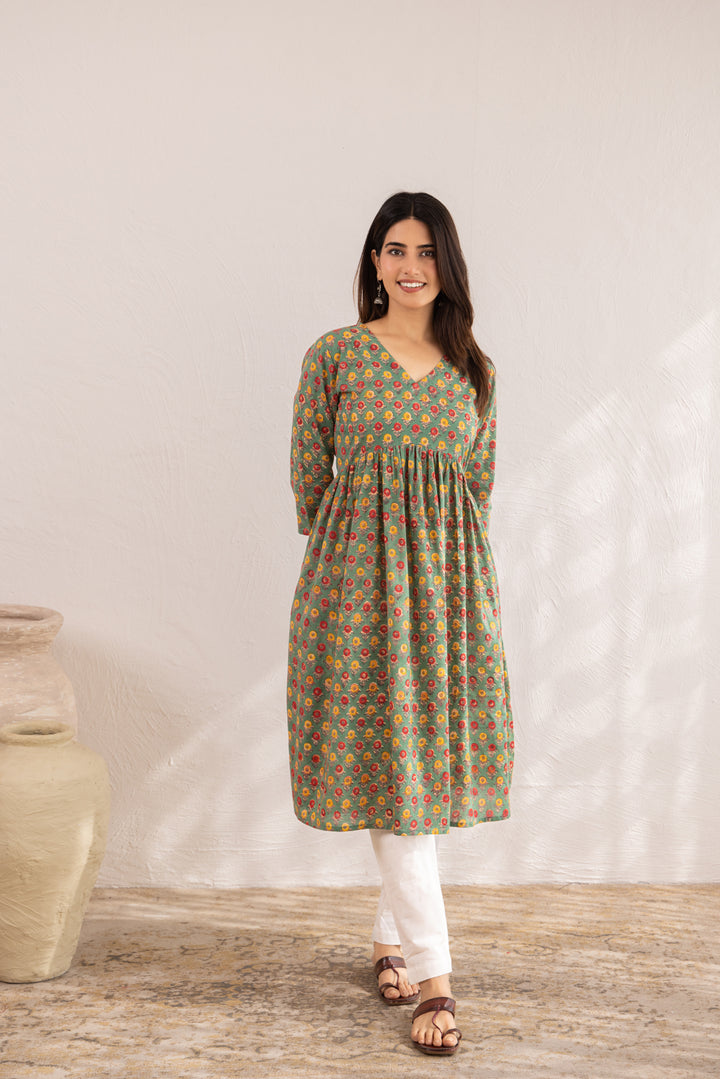 Sarika Kurta
