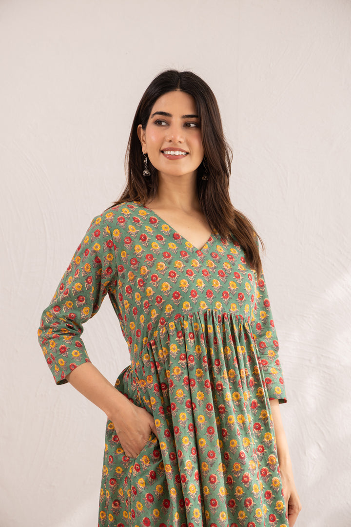 Sarika Kurta