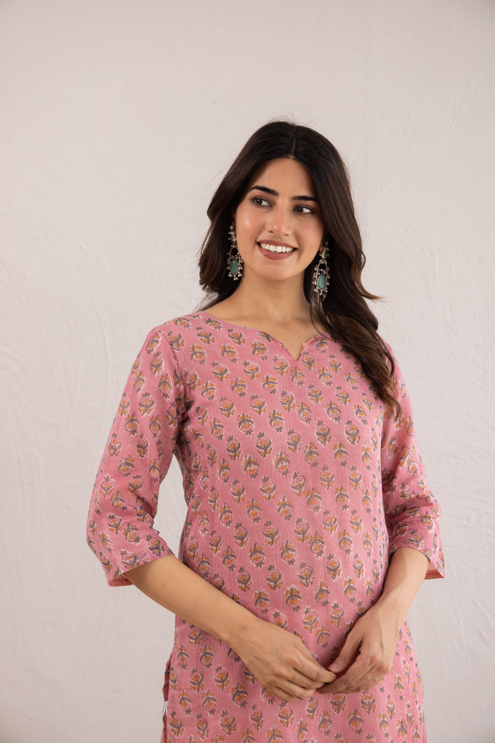 Saras Kurta