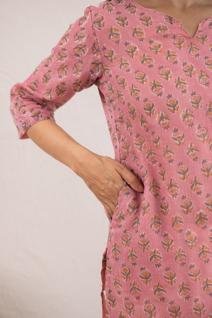 Saras Kurta