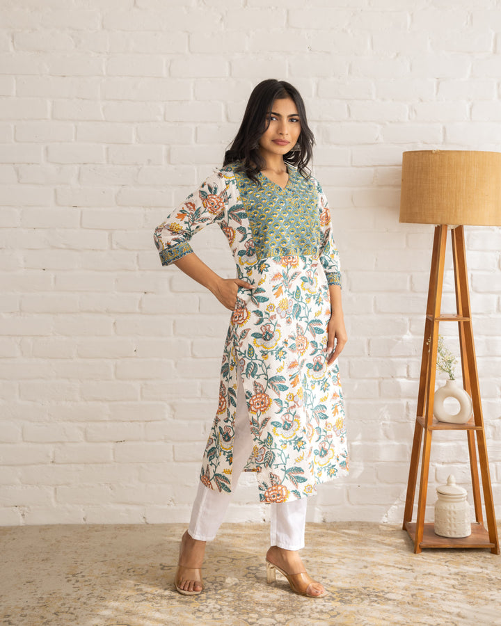 Roohani Kurta